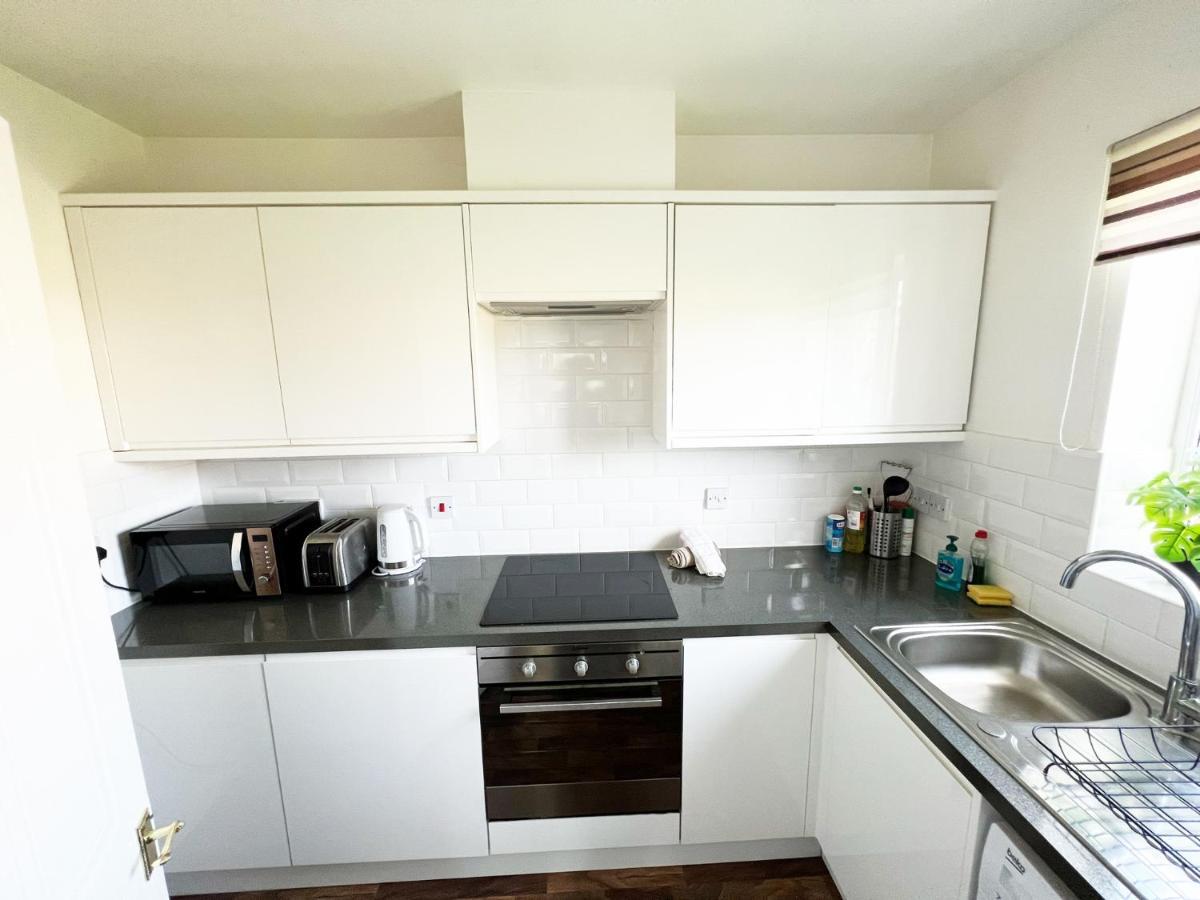 Gracenote Properties Hemel Hempstead - Serviced Apartment With Free Parking Exterior foto